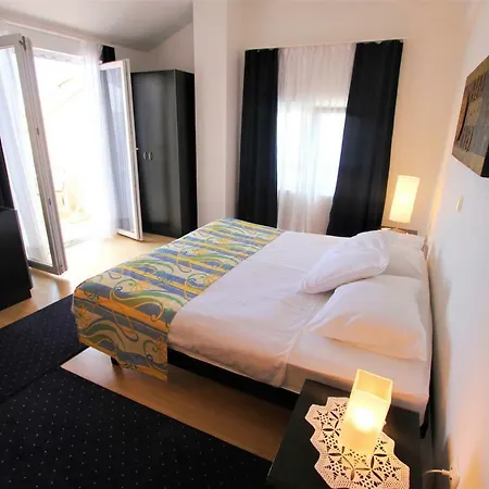 Macolic Apartment