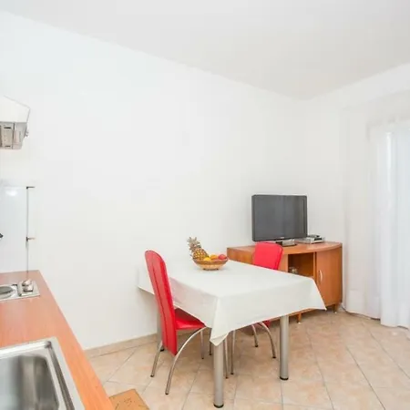 Macolic Apartment